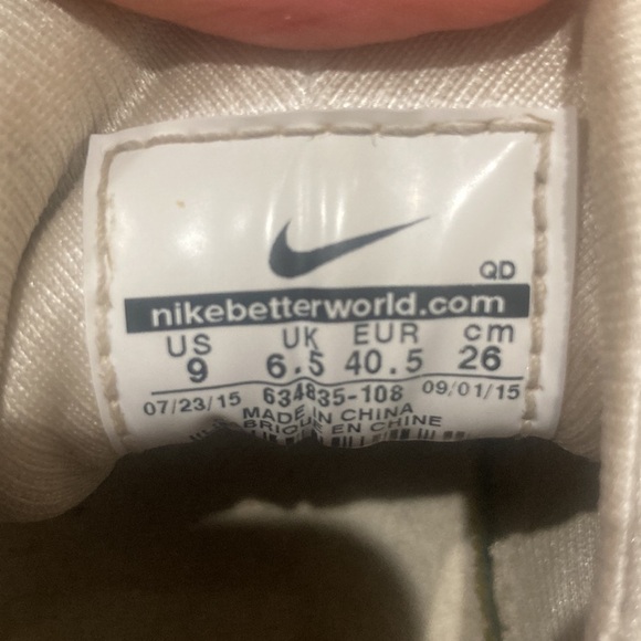 WMNS AIR HUARACHE RUN 'TRIPLE WHITE' - Picture 4 of 4